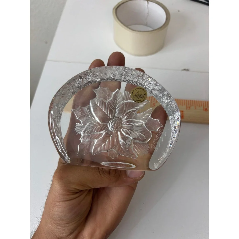 Cristal d'Arques Crystal Poinsettia Napkin Holder 1999 Frosted Floral France